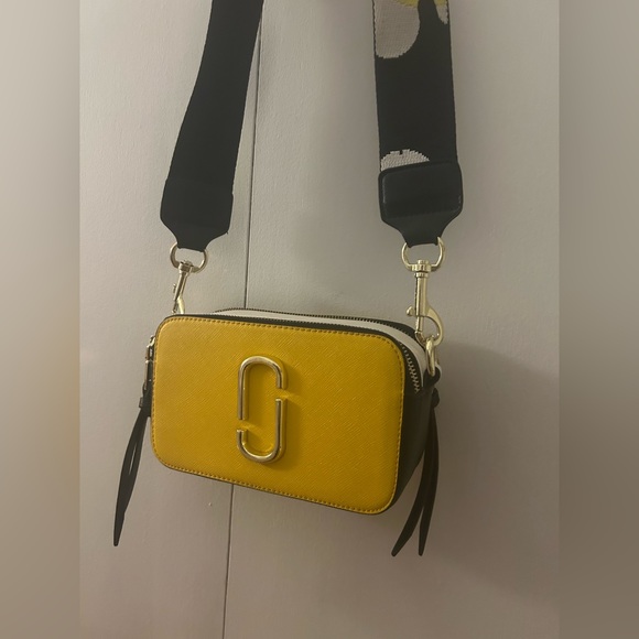 Marc Jacobs Snapshot cross body bag - Yellow - Picture 3 of 5